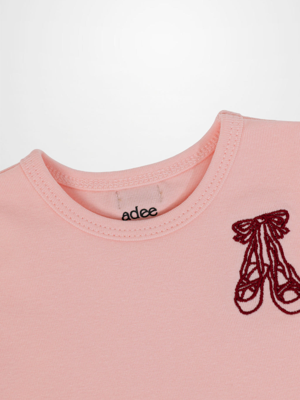 Short Sleeve Emblem T-Shirt - Light Pink