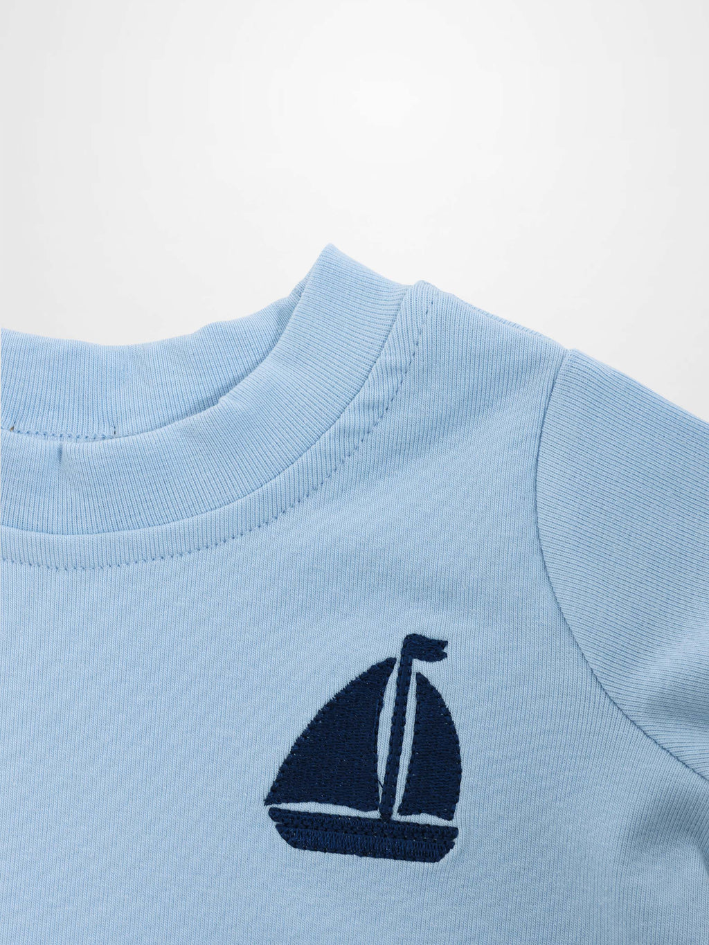 Short Sleeve Sailboat Emblem T-Shirt - Light Blue