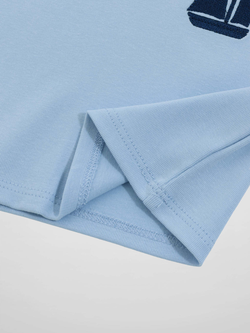 Short Sleeve Sailboat Emblem T-Shirt - Light Blue